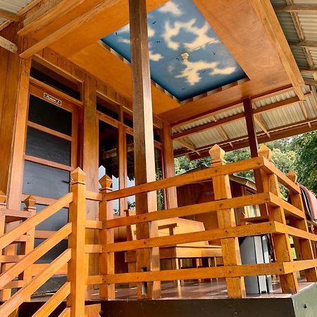 Bagoes View Cottages Maninjau Екстериор снимка