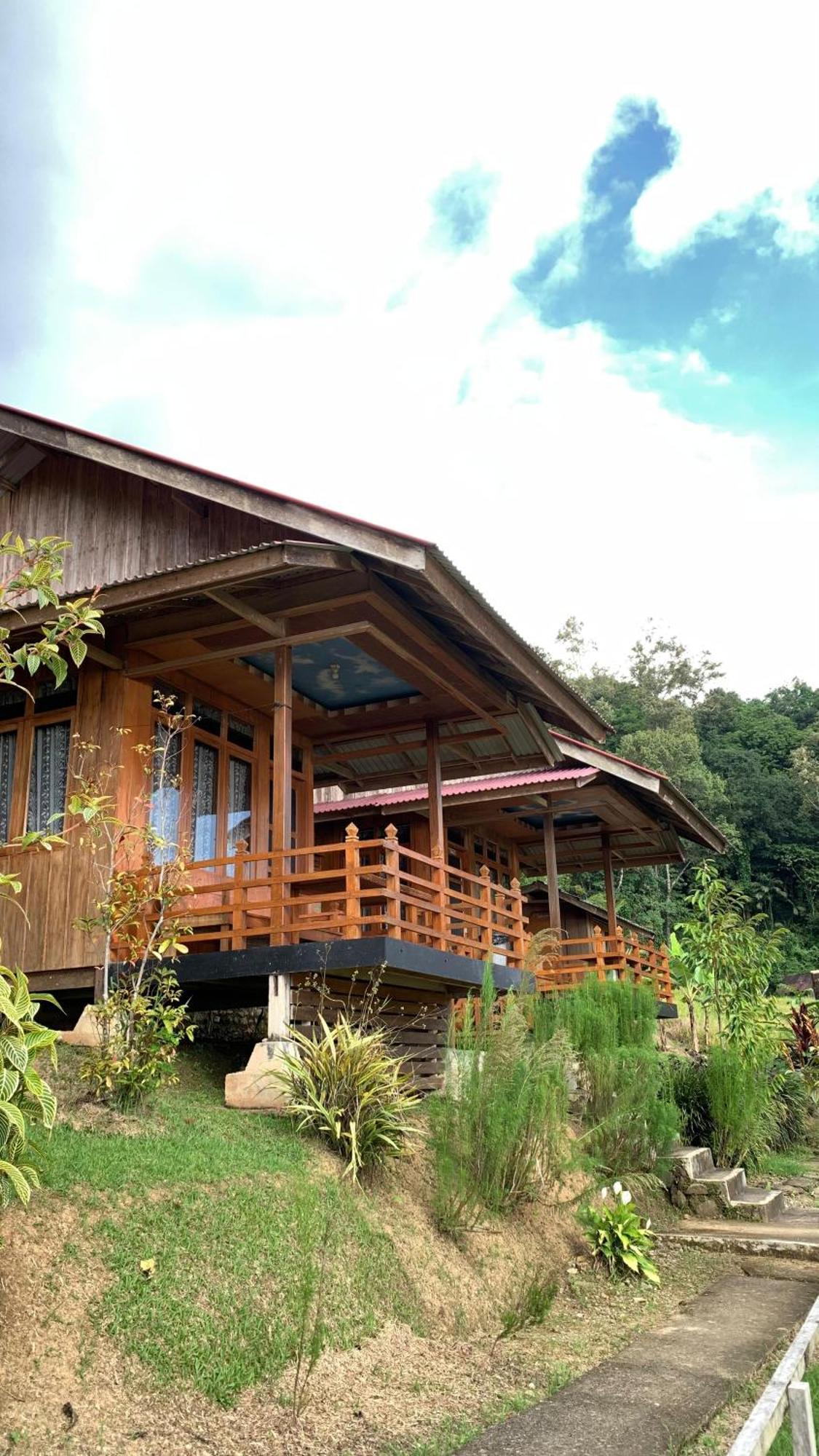 Bagoes View Cottages Maninjau Екстериор снимка