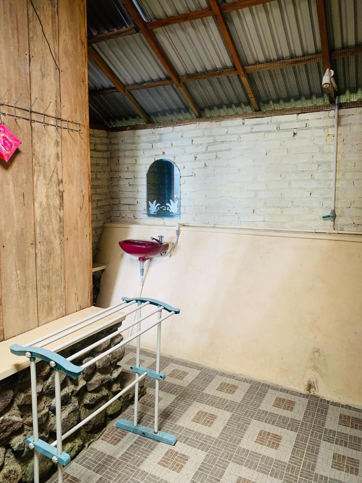 Bagoes View Cottages Maninjau Екстериор снимка