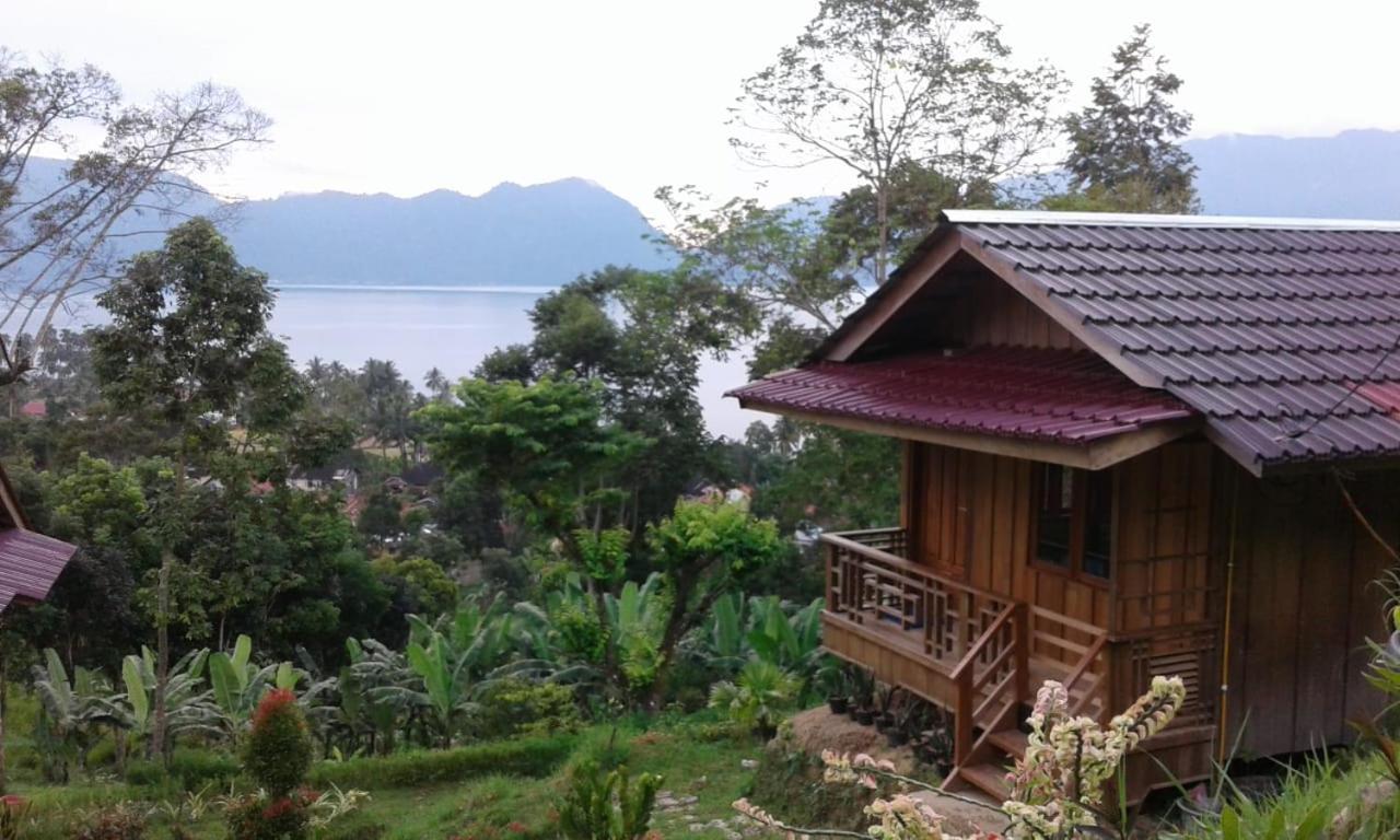 Bagoes View Cottages Maninjau Екстериор снимка